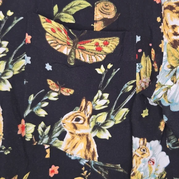 Maeve Floral Black Wildlife Rayon Blouse Size 8 - Picture 6 of 11